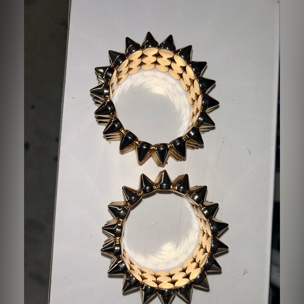 2 Gold Spiked Bracelet Unisex jewelry Edgy Rivet Cuff accessories punk goth - Picture 3 of 5